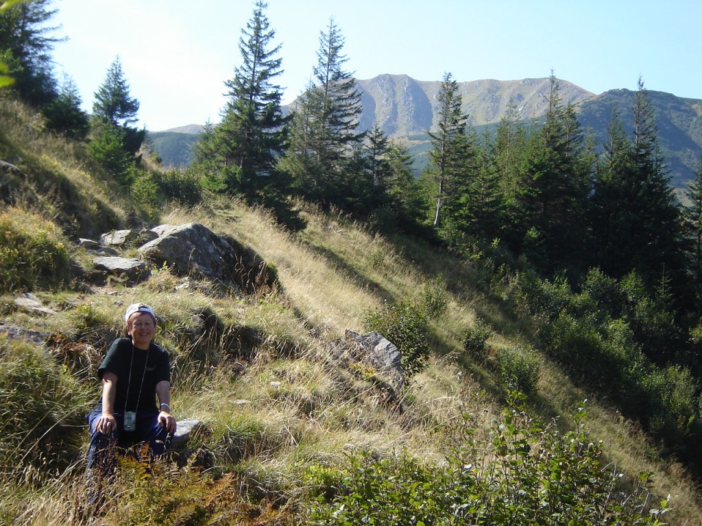 сижу на фоне Ребер