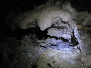 Сергій знімав печеру