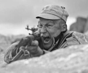 боец стреляет  Афган